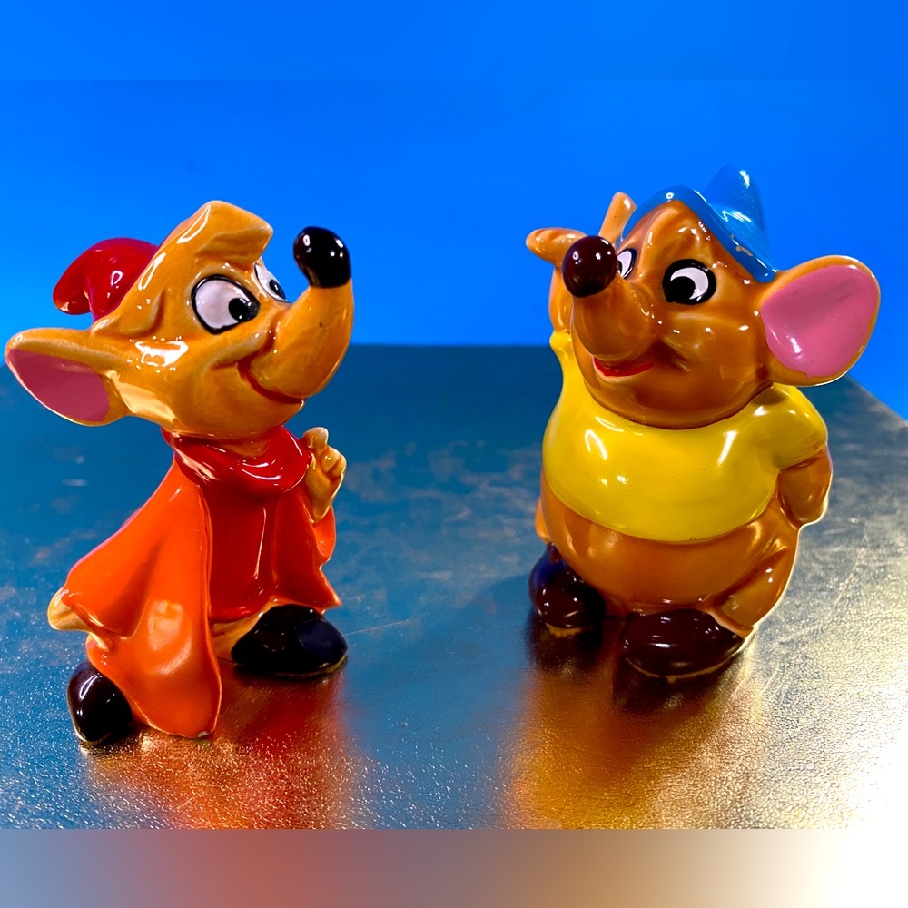 Walt Disney Vintage Classic Cinderella Mice Jaq & Gus Porcelain Figurines Japan